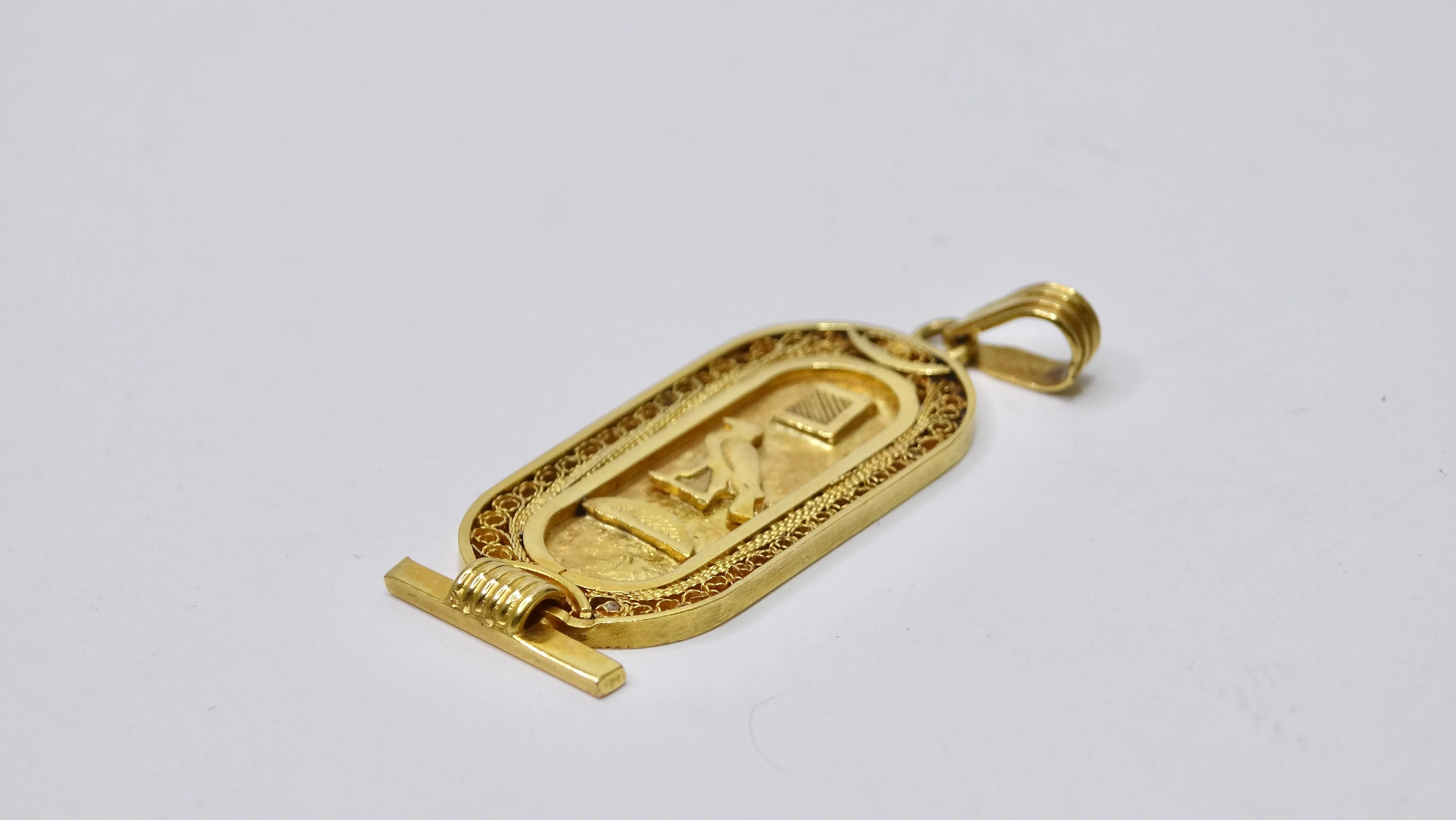 14k Gold Vintage Egyptian Pendant