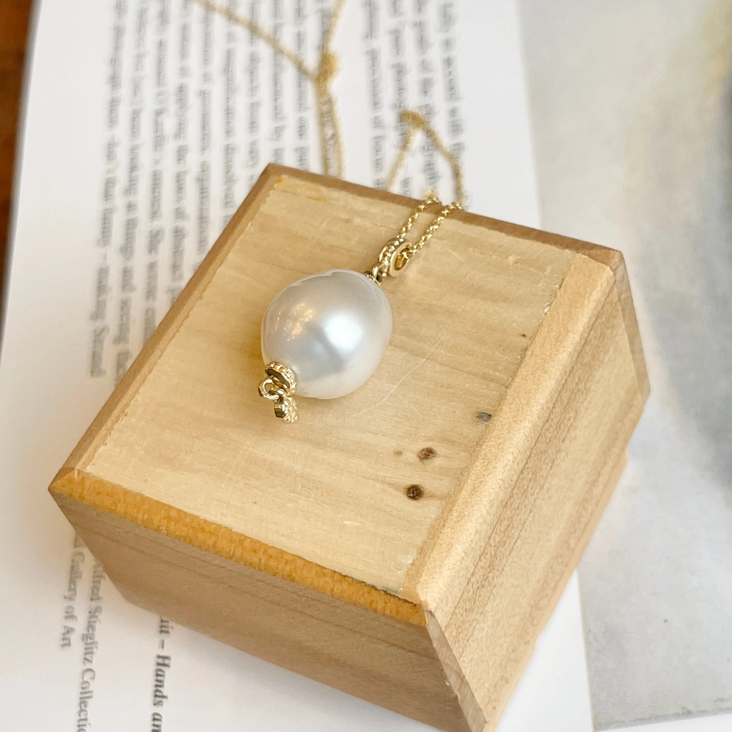 14KT Yellow Gold 11mm Paspaley South Sea Pearl Ornate Pendant Necklace
