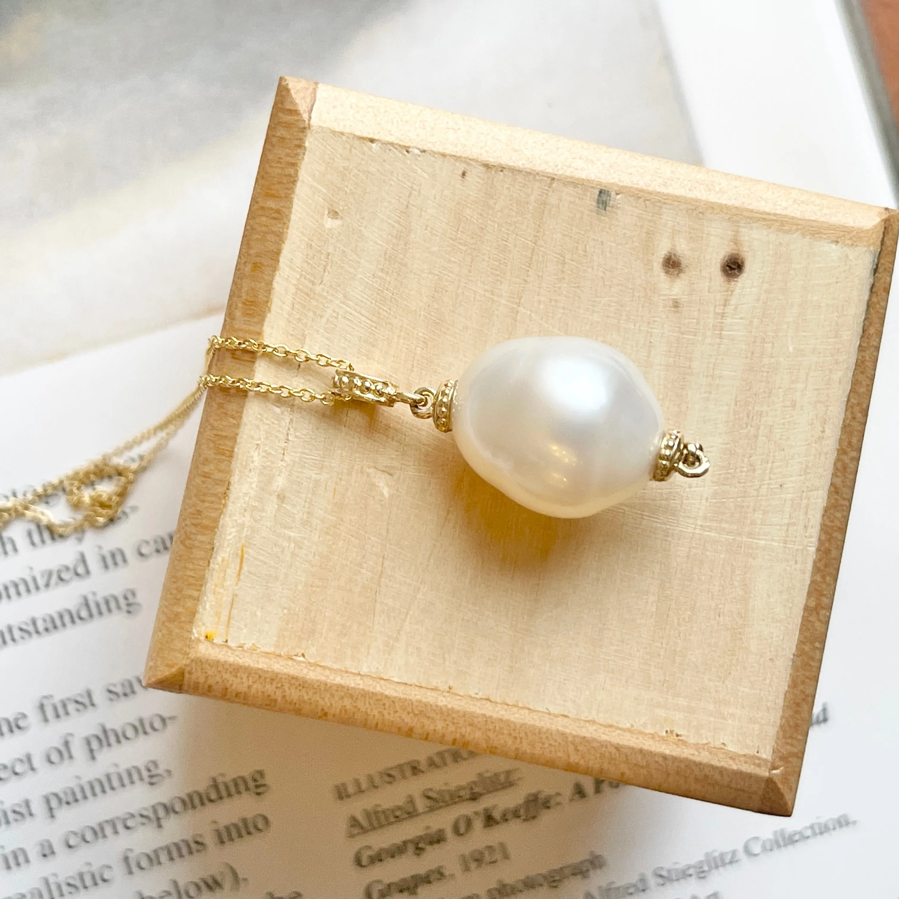 14KT Yellow Gold 11mm Paspaley South Sea Pearl Ornate Pendant Necklace