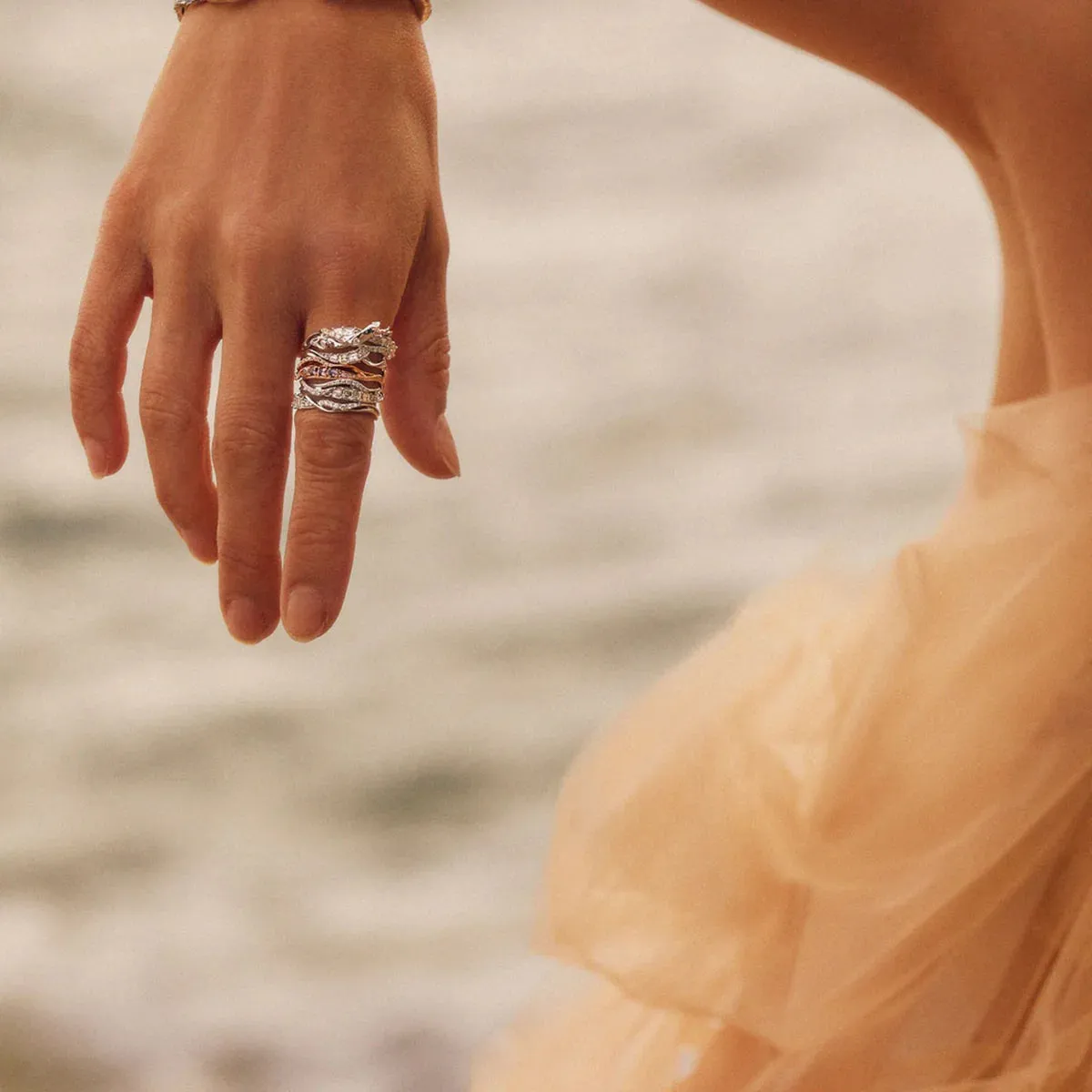 18K White Gold Exhale Diamond Stackable Ring