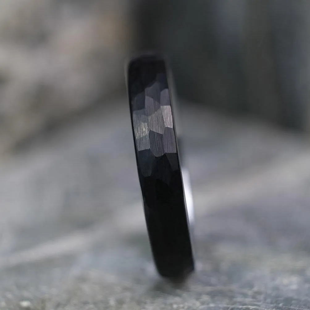 Black Hammered / Silver Interior - 4mm