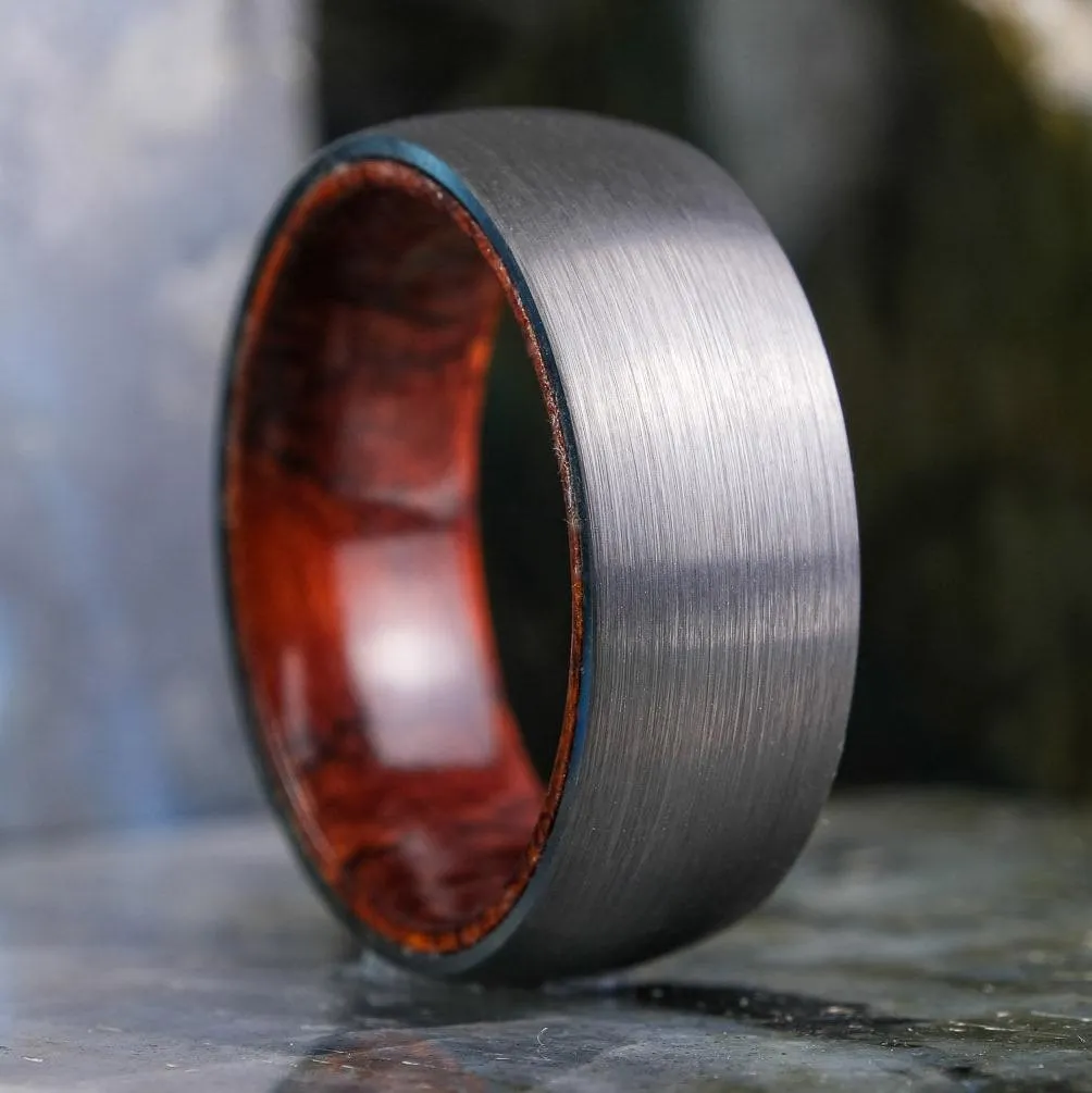 Brushed Silver Band / Koa Wood Interior - 8mm