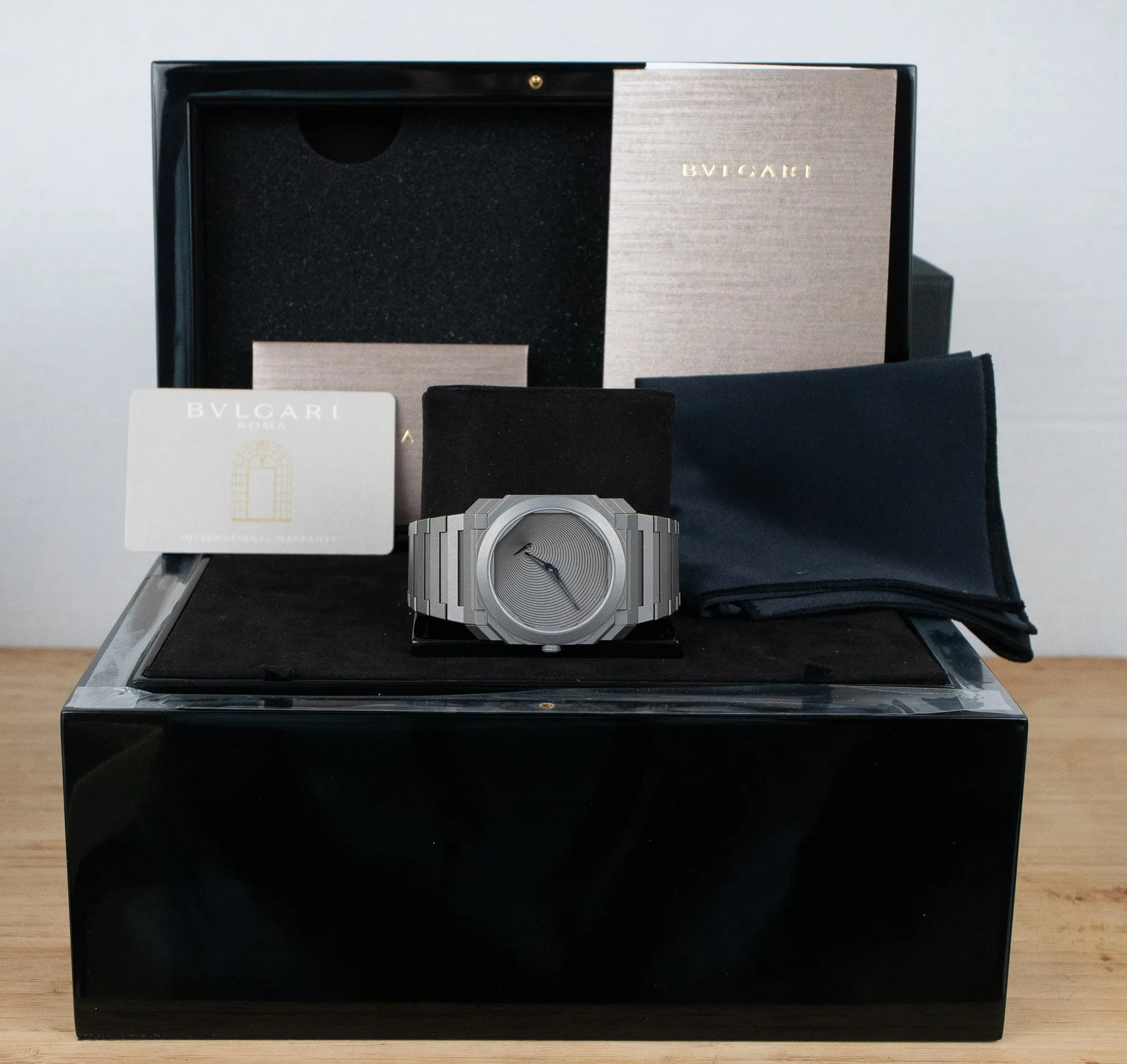 Bulgari Octo Finissimo Automatic – Tadao Ando Limited Edition