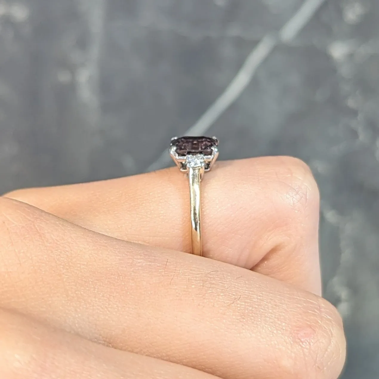 Cartier Mid-Century 1.66 CTW Alexandrite Diamond Platinum 14 Karat Yellow Gold Vintage Ring