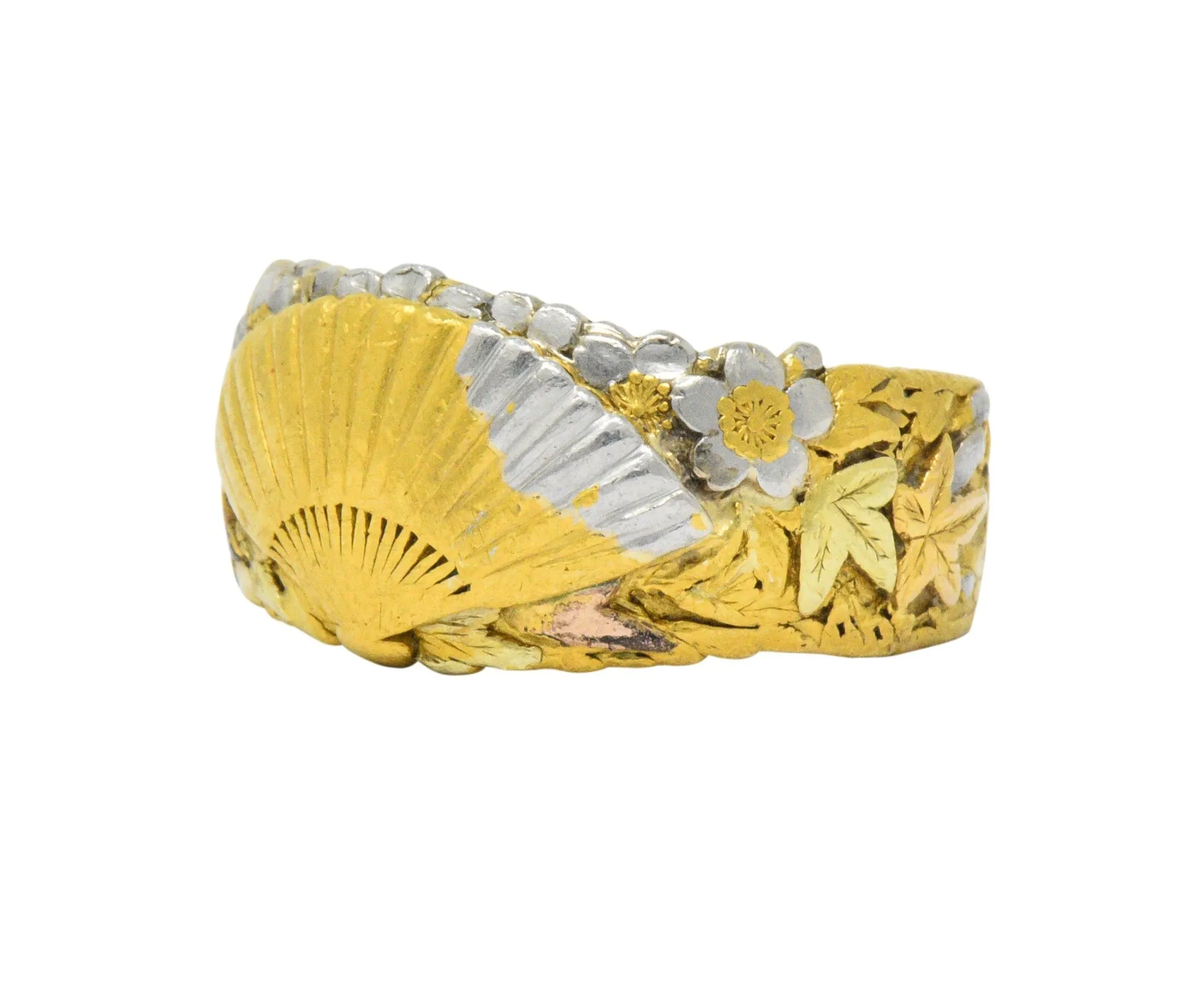 Chinese Late Victorian Tri-Color 22 Karat Gold Platinum Fan Band Ring