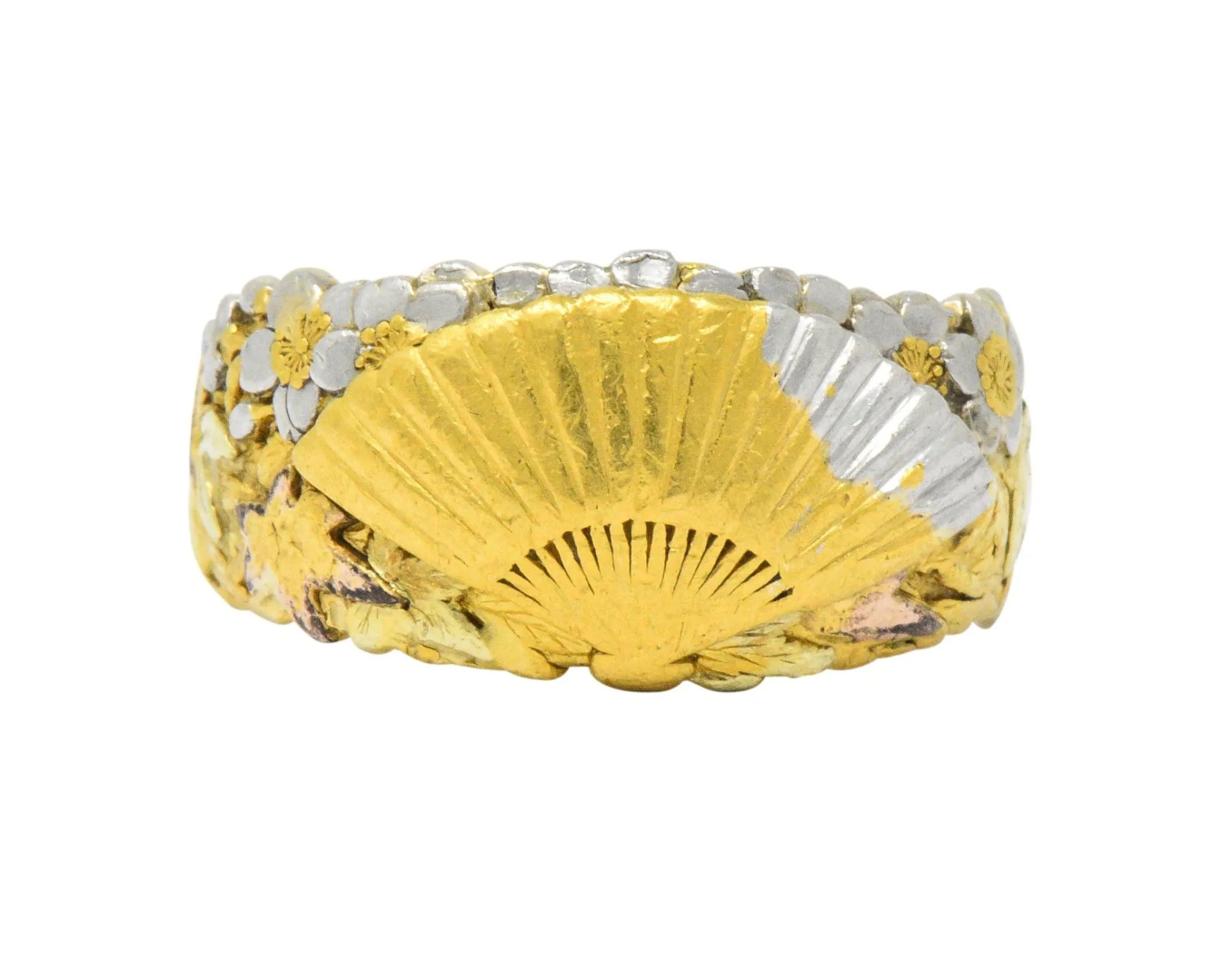 Chinese Late Victorian Tri-Color 22 Karat Gold Platinum Fan Band Ring