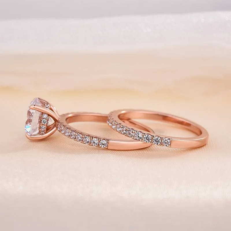 Classic Rose Gold Round Cut Wedding Ring Set