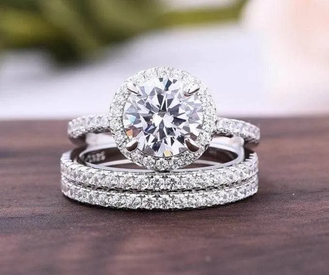 Classic Round Cut Halo 3-Pieces Wedding Set