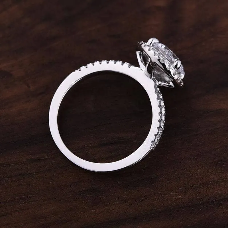 Classic Round Cut Halo 3-Pieces Wedding Set