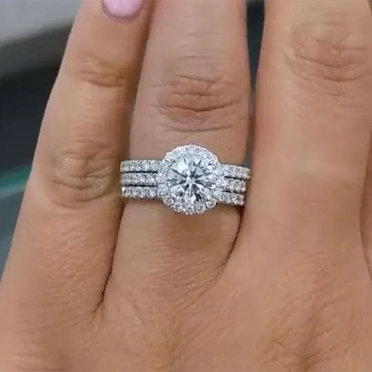 Classic Round Cut Halo 3-Pieces Wedding Set