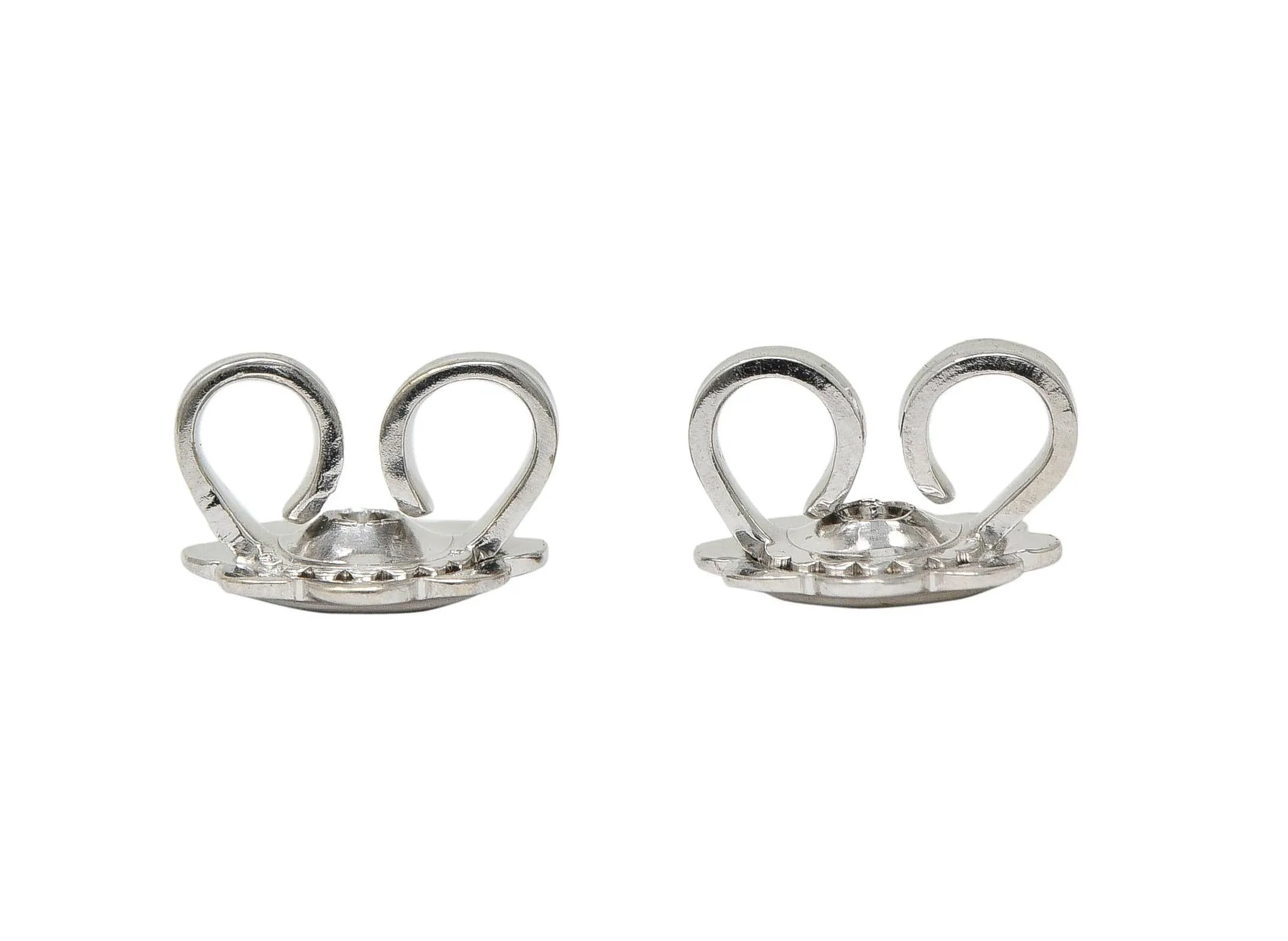 Contemporary 1.50 CTW Diamond 18 Karat White Gold Chandelier Earrings