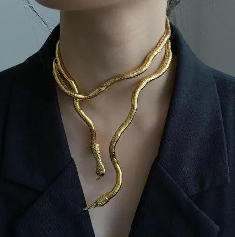 DARK SNAKE DESIGN NECKLACE UB98219