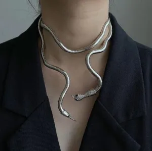 DARK SNAKE DESIGN NECKLACE UB98219