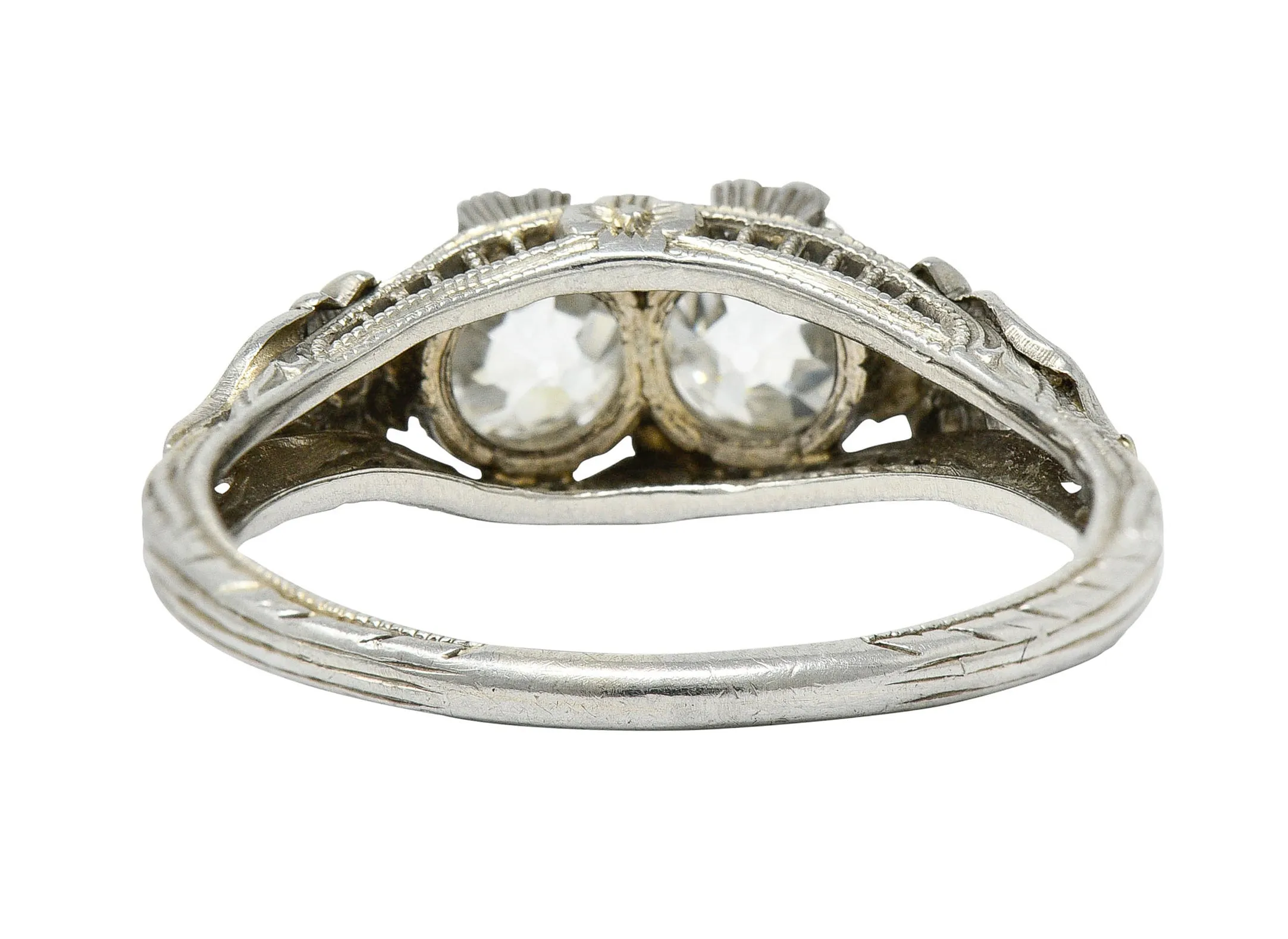 Edwardian 0.95 CTW Double Diamond 18 Karat White Gold Toi Et Moi Ring
