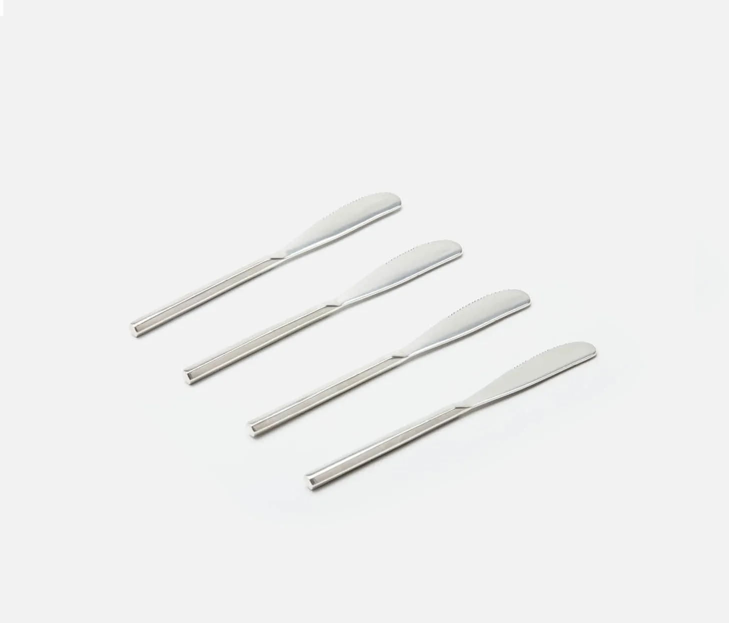 Gwen Polished Silver Spreaders