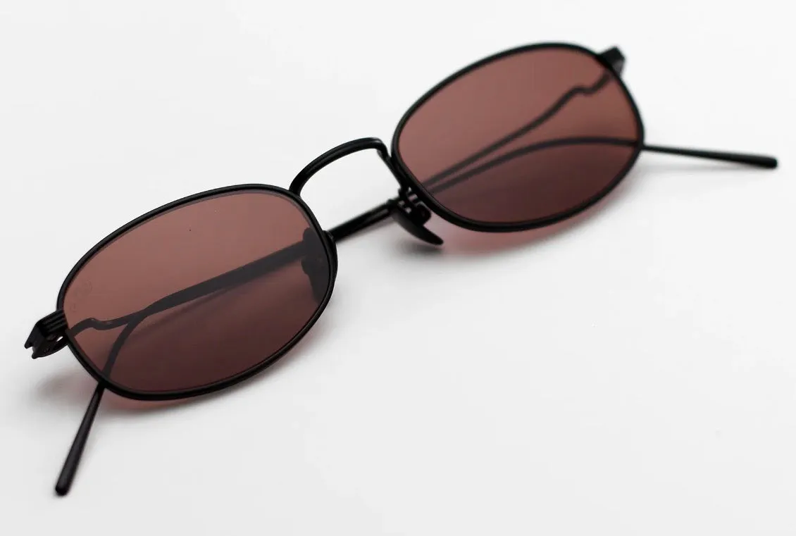 ICON-Matte Black / Burgundy