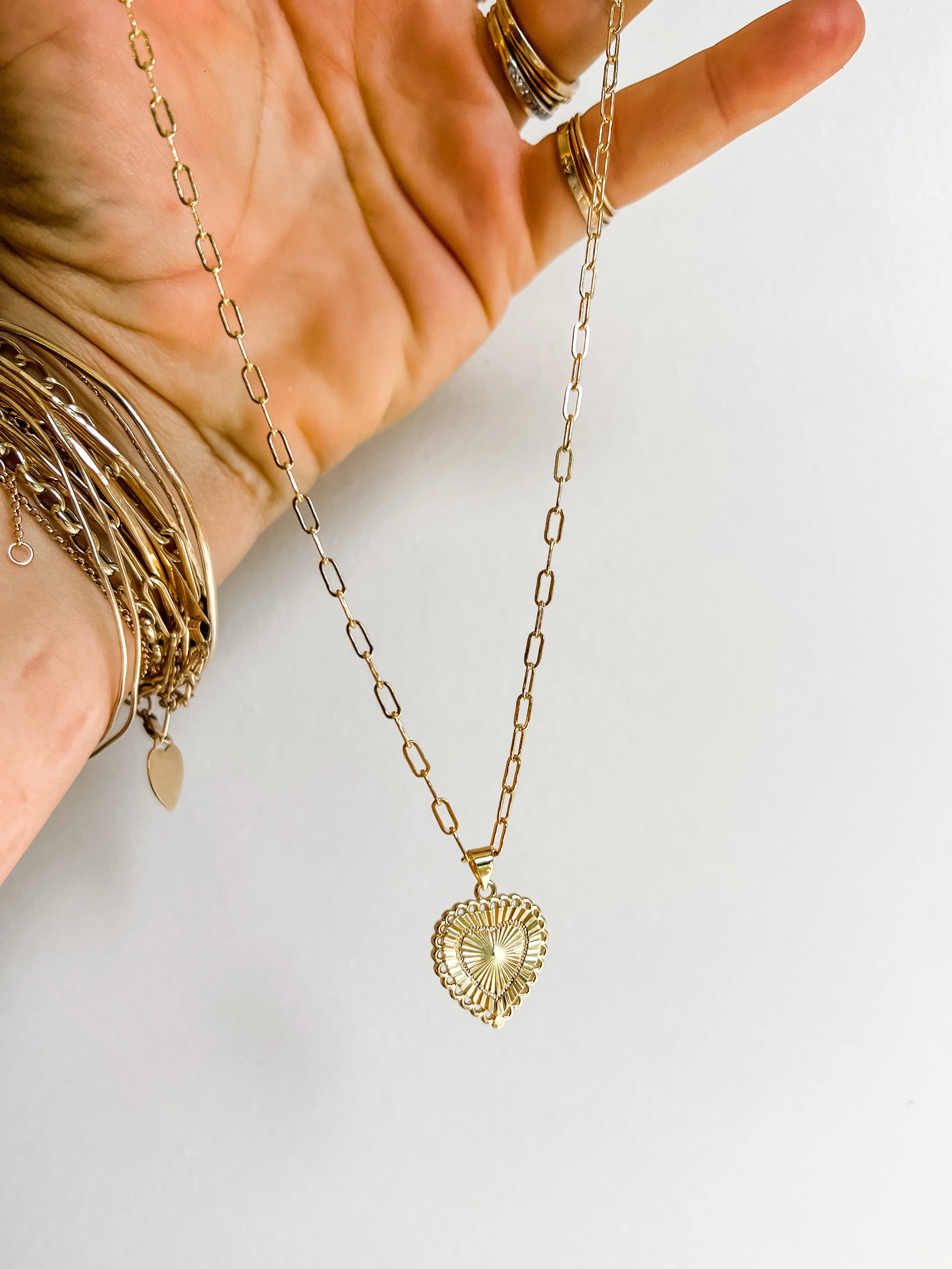 LENA HEART NECKLACE