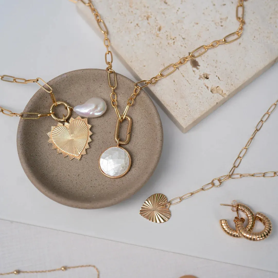 MOTHERPEARL MOSAIC CHARM / GOLD
