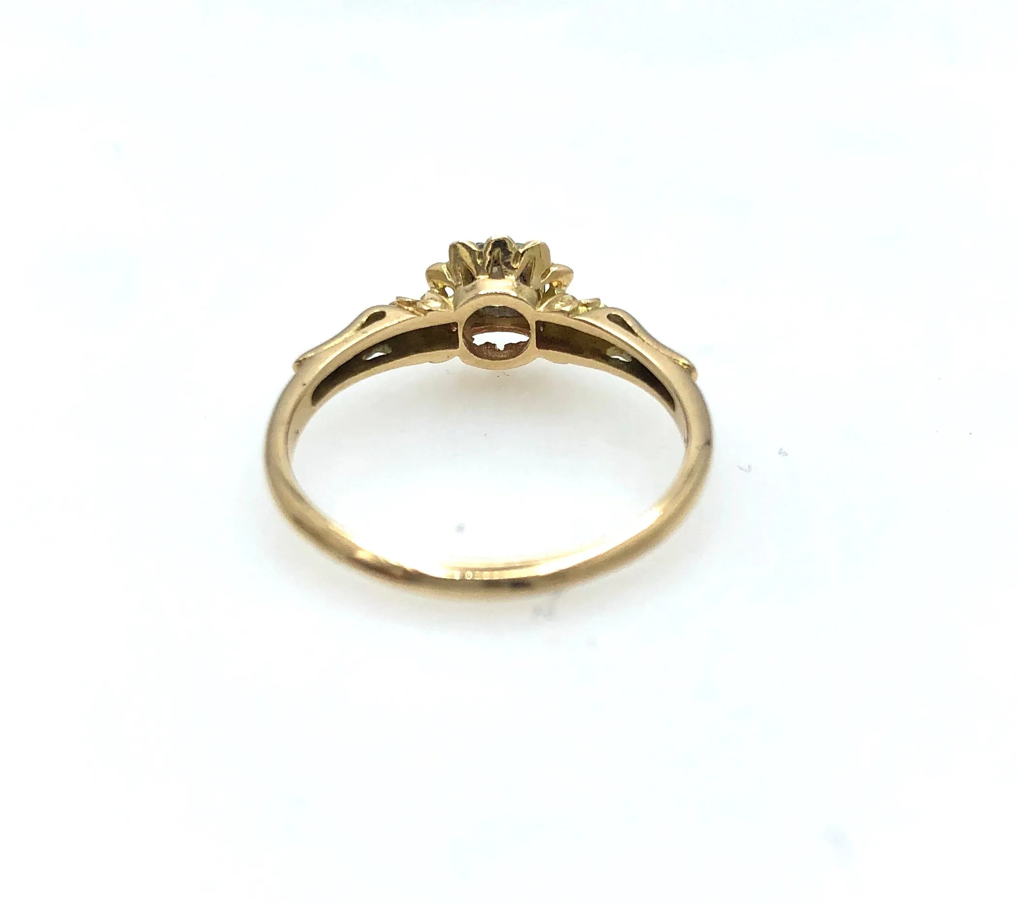 Ornate Sun with Diamond