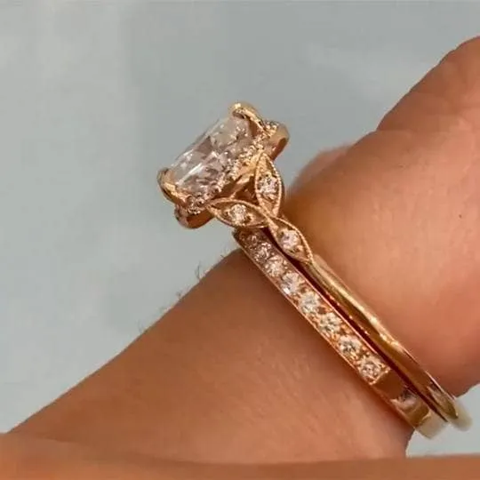 Rose Gold Oval Cut Solitaire Wedding Set
