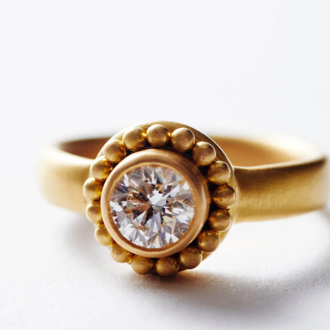 Salome Classic Round Diamond Ring in 20K Peach Gold