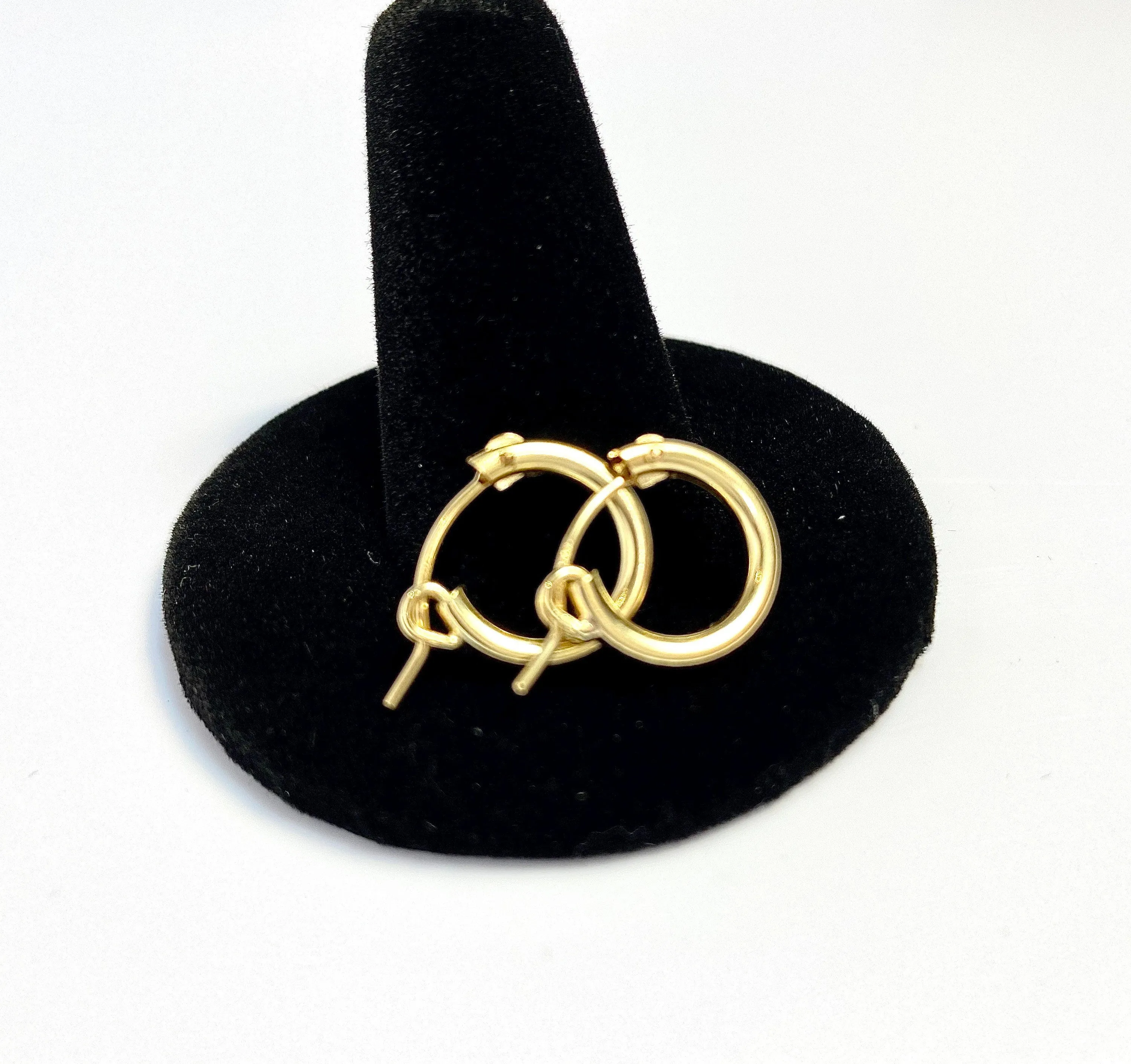 Sleek Clasp Hoop earrings, 14K gold filled(14KGF) sku 090-C-00