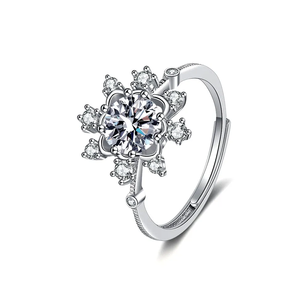 Snowflake Eight Claw Moissanite Ring