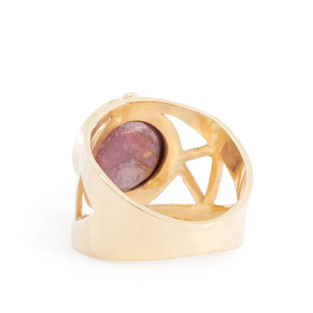 Star Ruby 11.41ct Cabochon 14kt Gold Ornate Ring