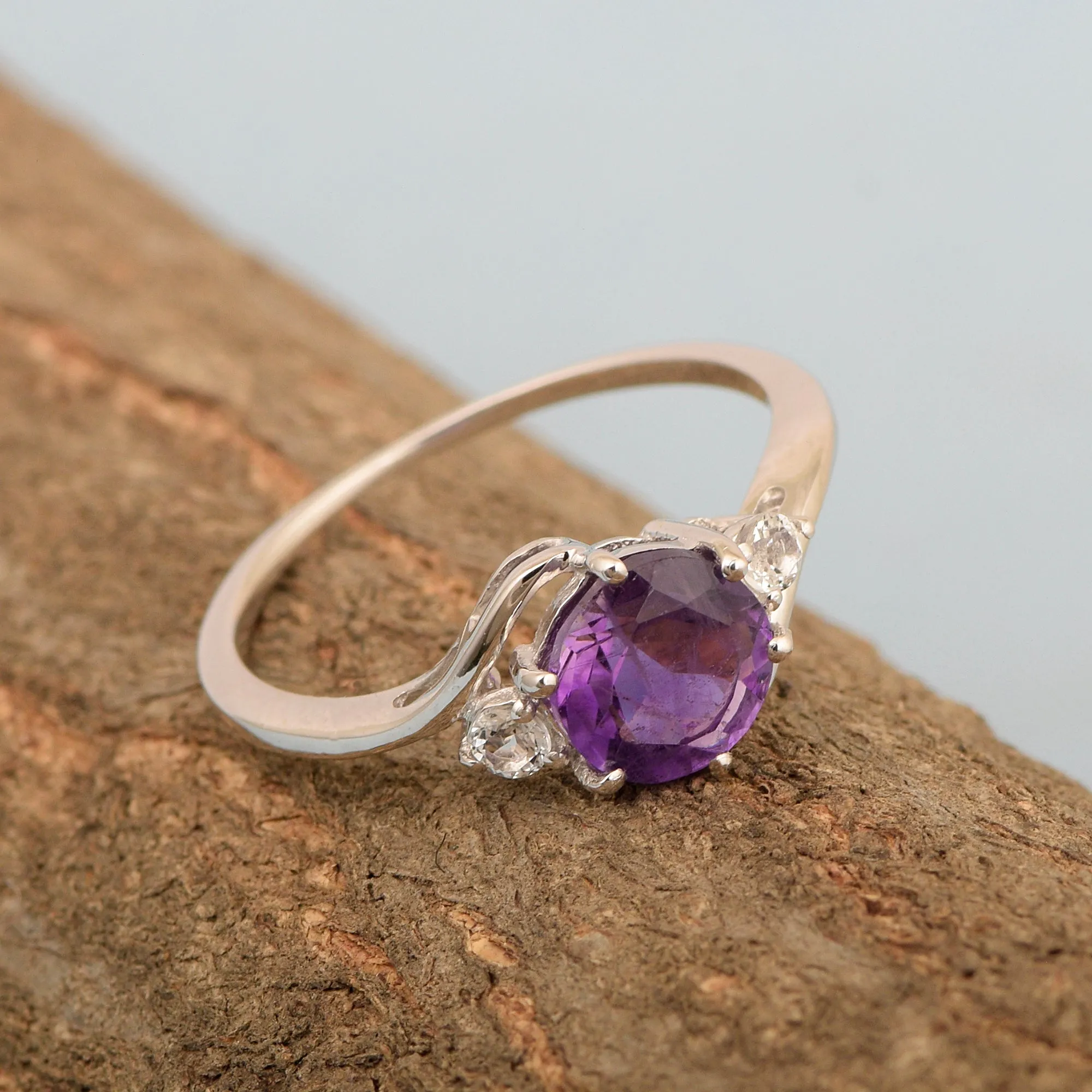 Sterling Silver Timeless Amethyst Round 7 MM Women Engagement Ring