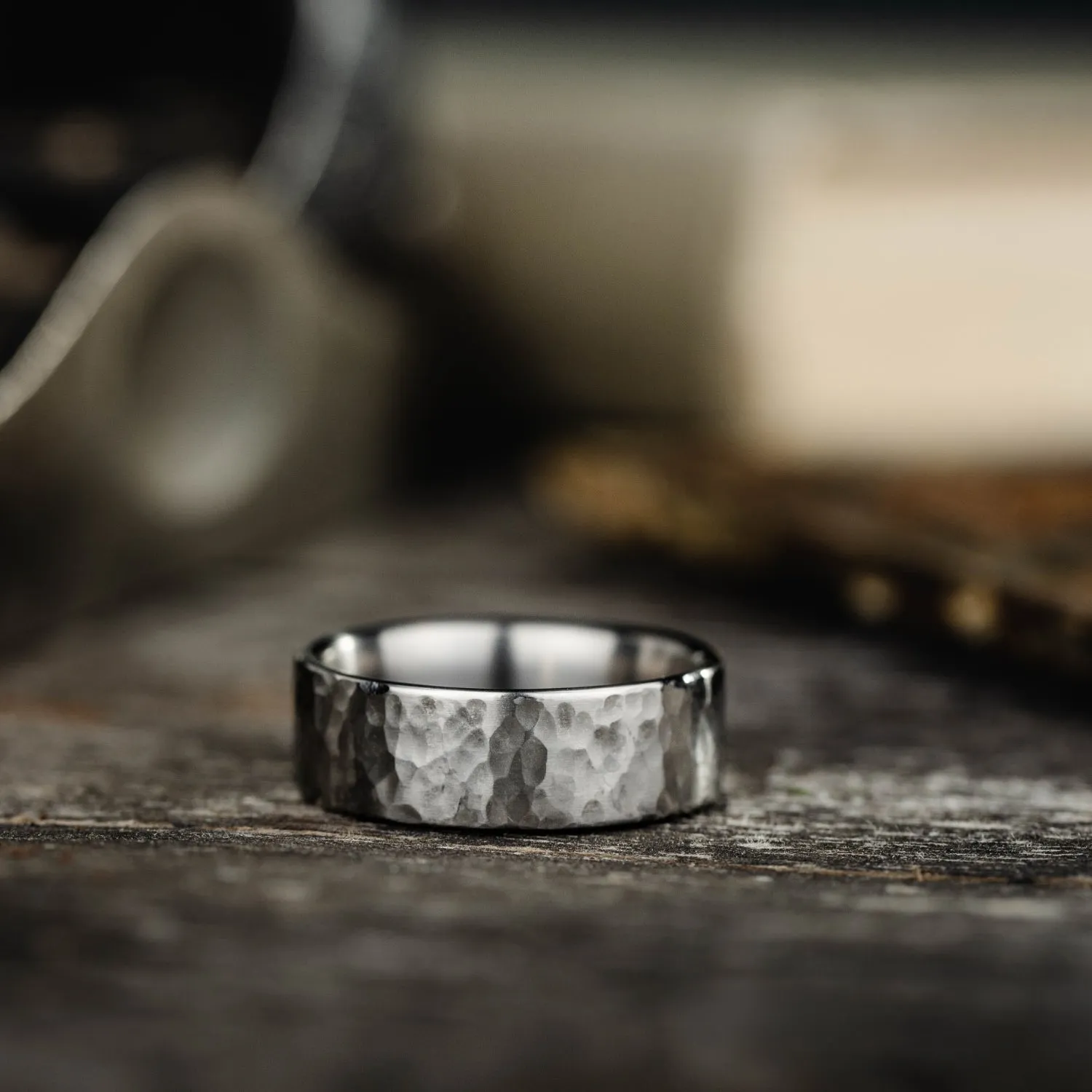 The Arche | 8mm Men's Hammered Titanium Wedding Band
