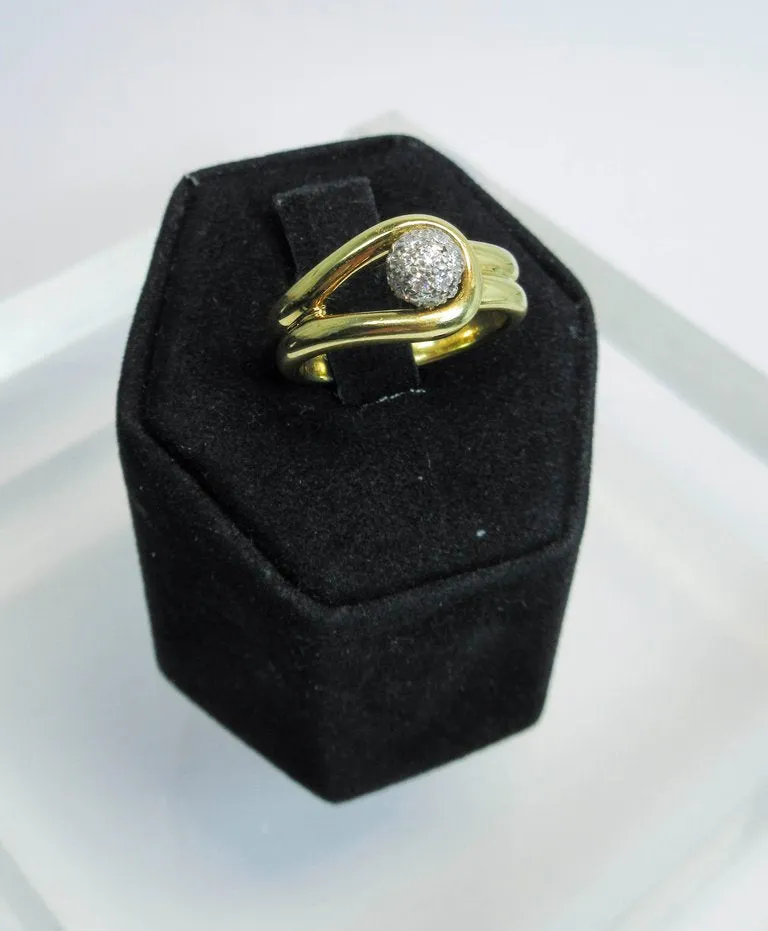 TIFFANY & CO. 18 Karat Yellow Gold Platinum and Diamond Ring