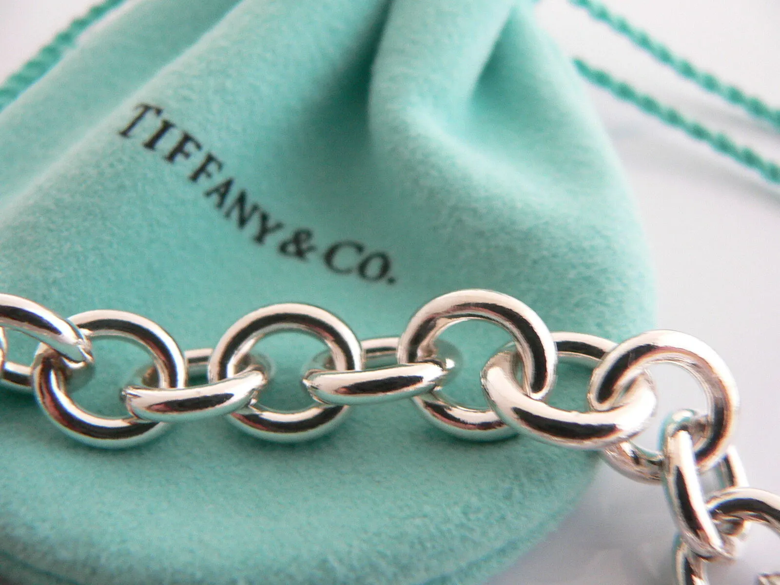 Tiffany & Co  Heart Tag Bracelet Bangle 7.5 Inch Gift Pouch Silver Love Pouch