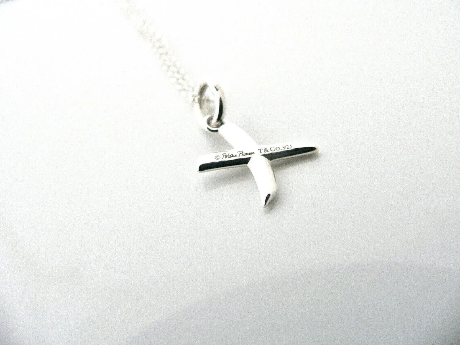 Tiffany & Co Kiss Necklace Pendant Charm Chain T and Co Silver Love Gift 925