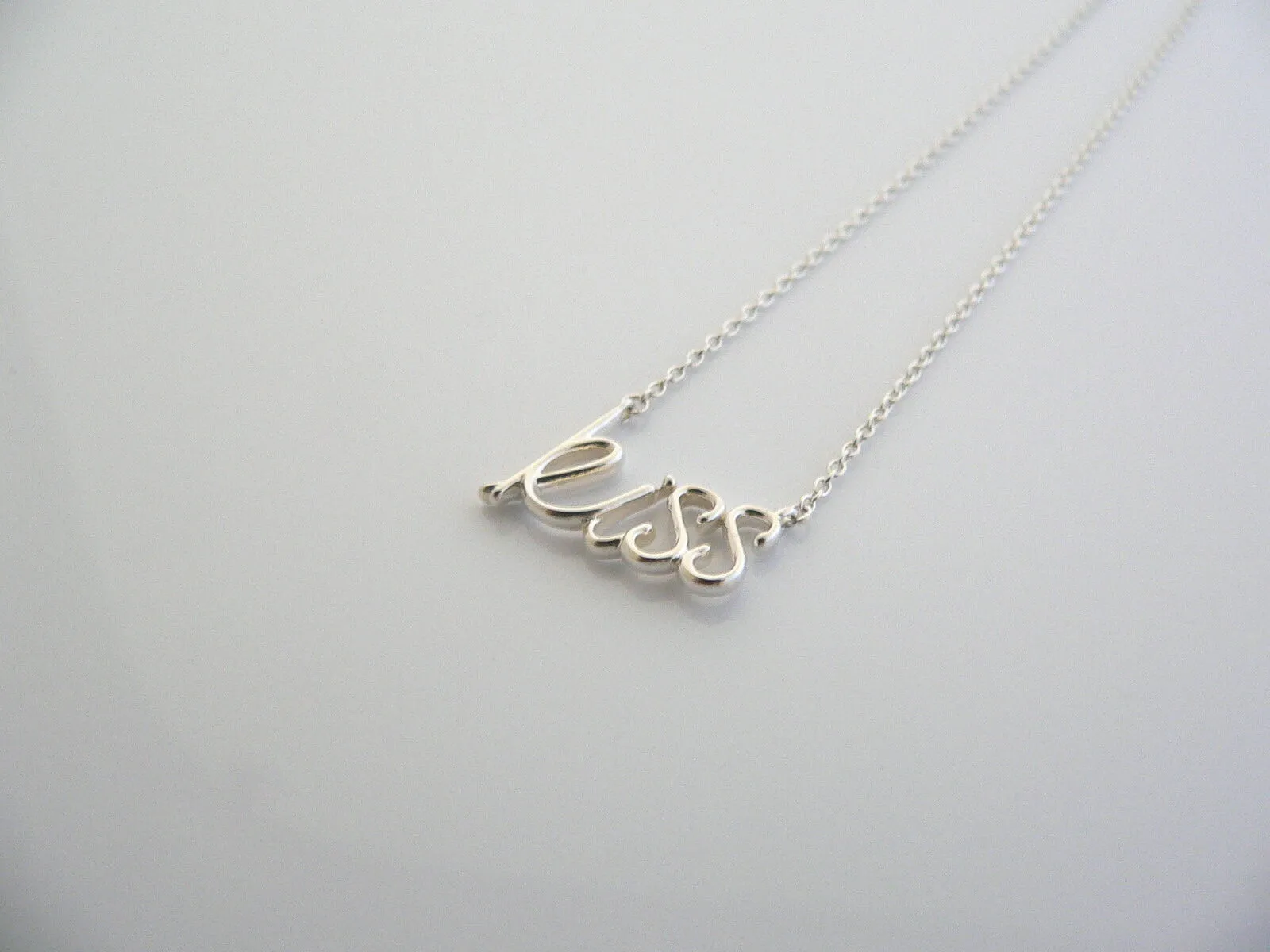 Tiffany & Co Kiss Necklace Silver Picasso Pendant Charm Chain Gift for Her Love