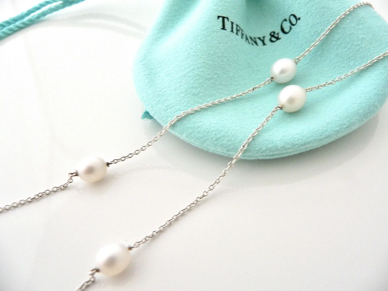 Tiffany & Co Pearl by the Yard Necklace Pendant Charm 19 In Chain Peretti Silver