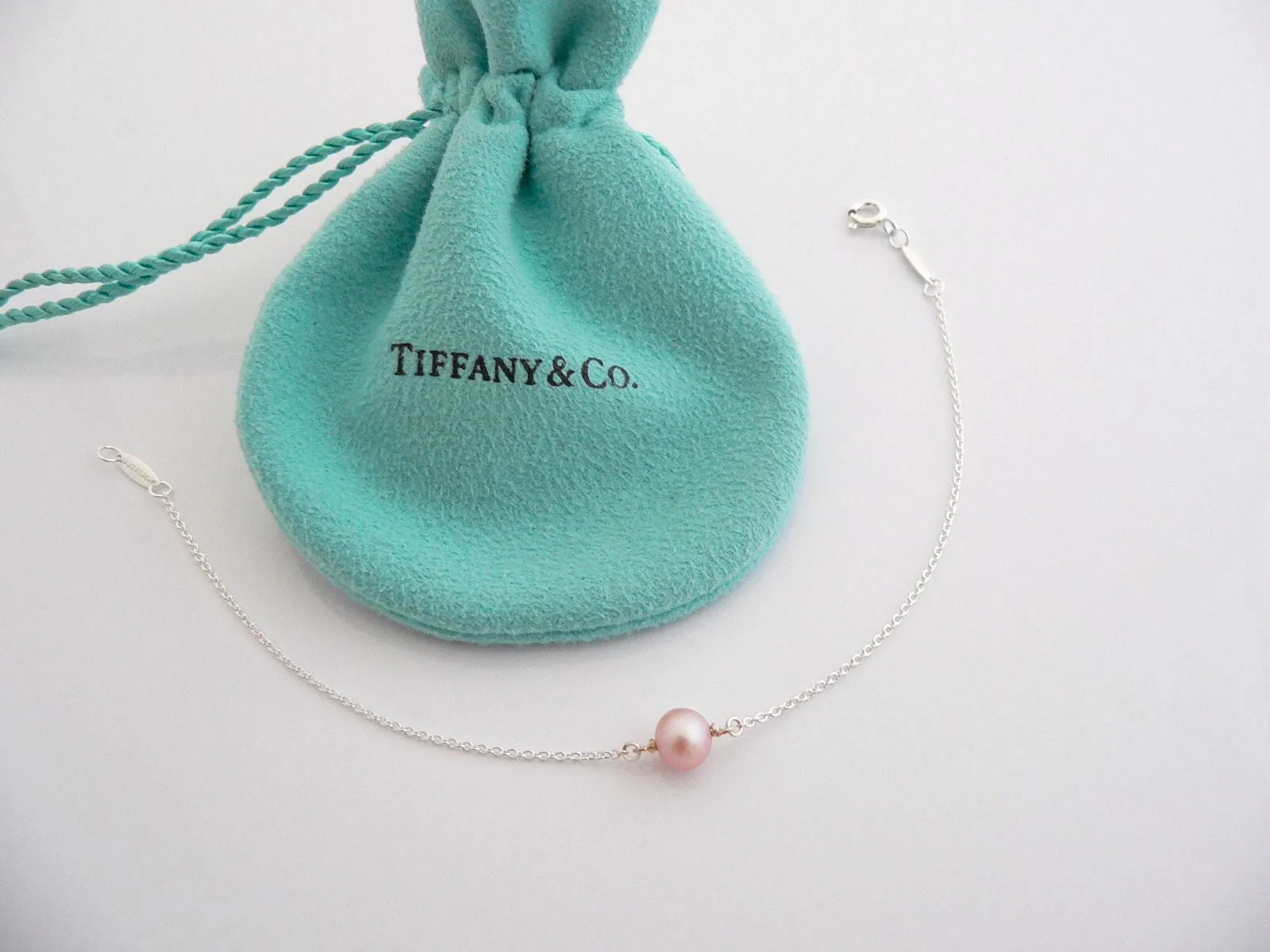 Tiffany & Co Pink Pearl by the Yard Bracelet Silver Peretti Pearl Bracelet Bangle Gift Pouch 7 Inches