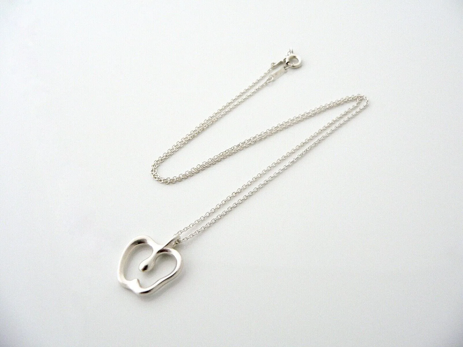 Tiffany & Co Silver Apple Necklace Pendant Chain Gift Teacher Love 18 Inch Long