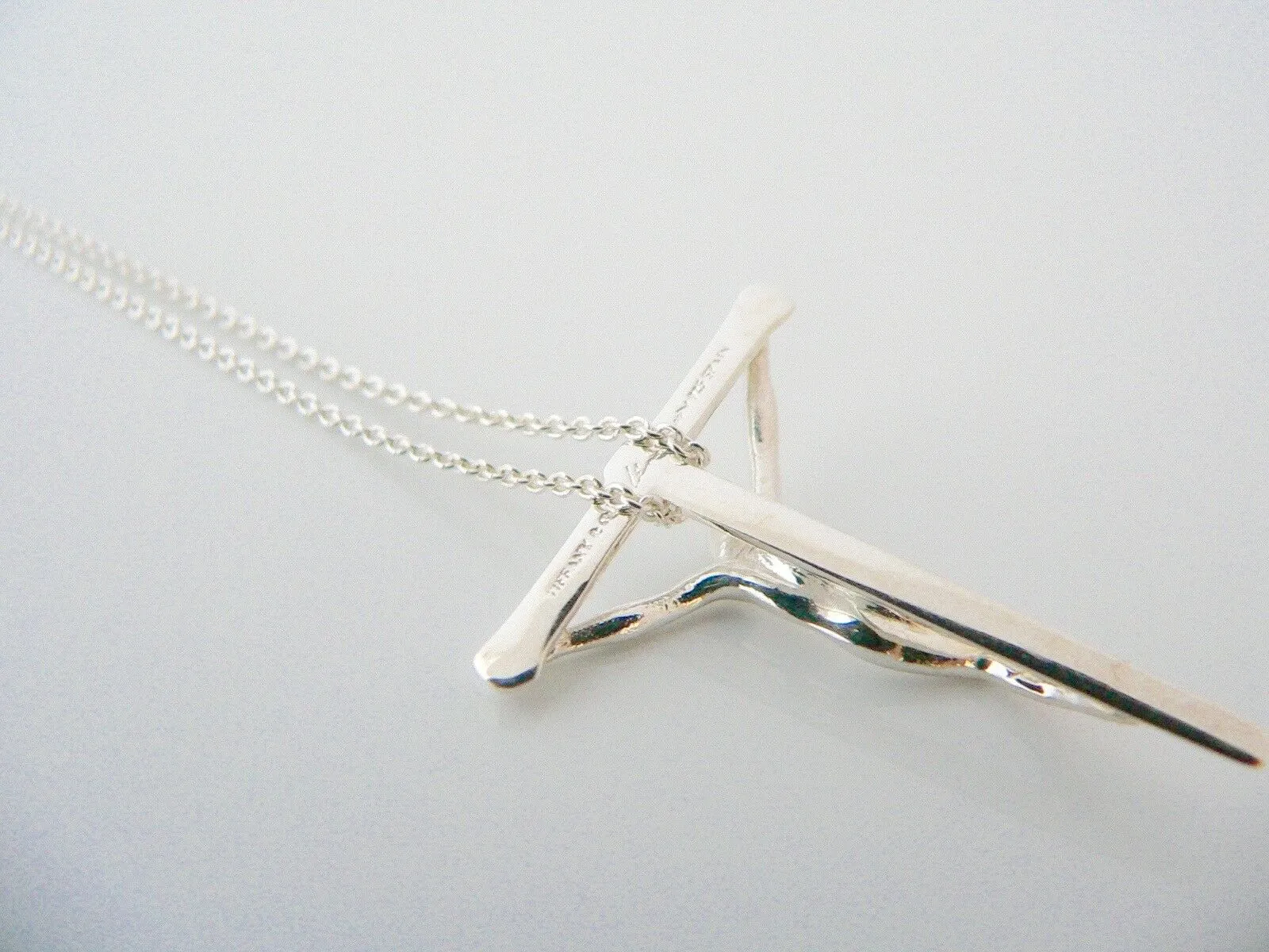 Tiffany & Co Silver Cross Crucifix Necklace Pendant Charm Gift Love Peretti Gift