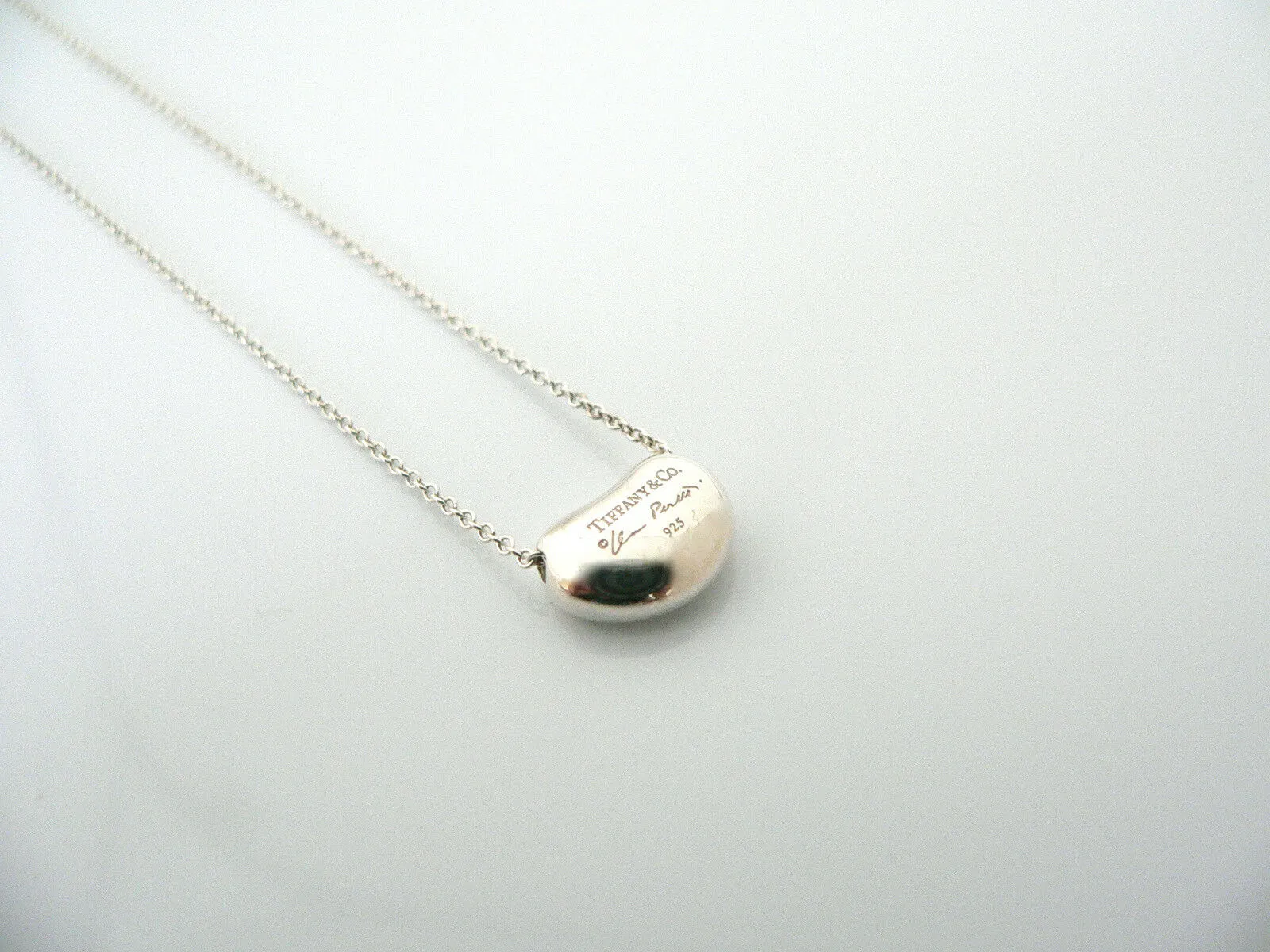 Tiffany & Co Silver Peretti Small Bean Necklace Pendant Charm Gift Love Chain