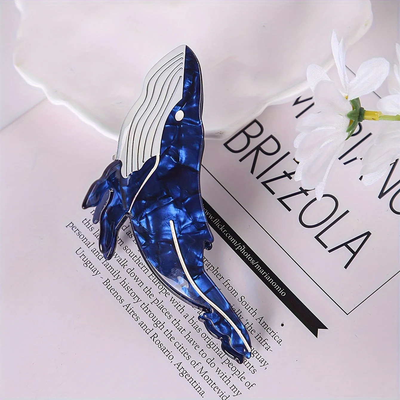 Whale Shaped Large Hair Claw Non Slip Hair Grab Clip
