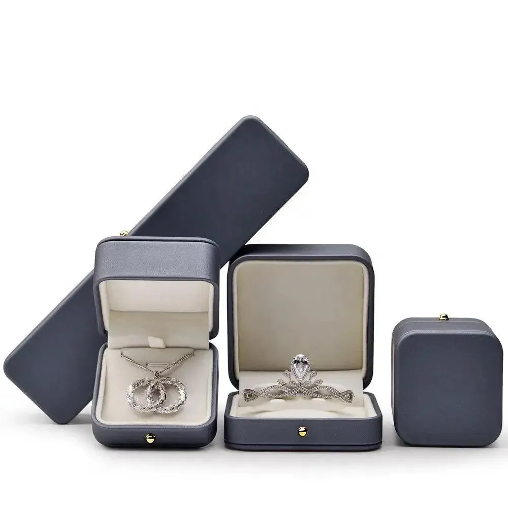 Wholesale Jewelry Boxes for Your Luxury Engagement and Wedding Rings