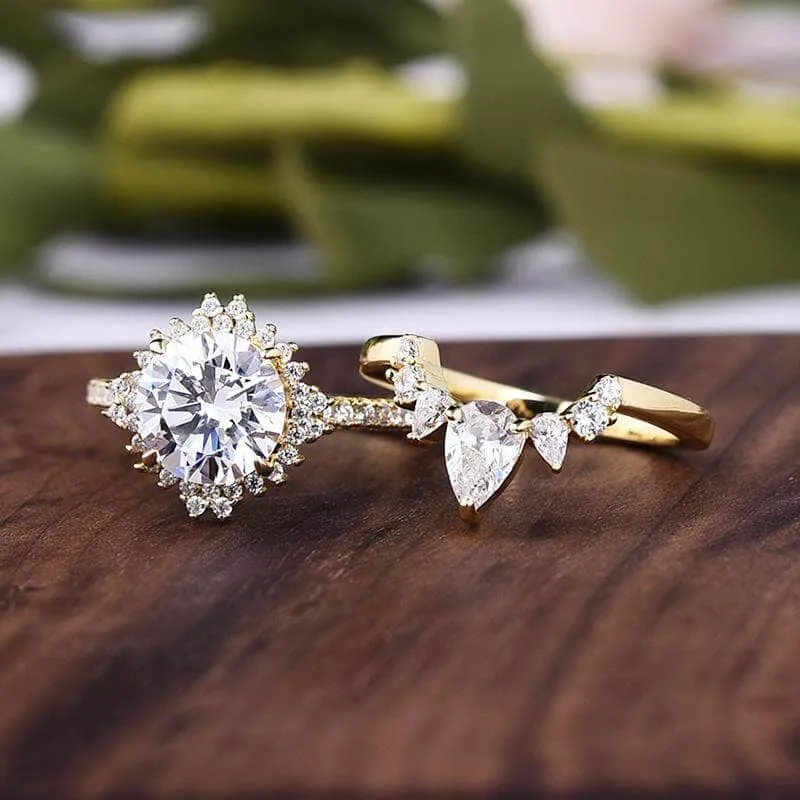 Yellow Gold Flower Halo Design Round Cut Wedding Set