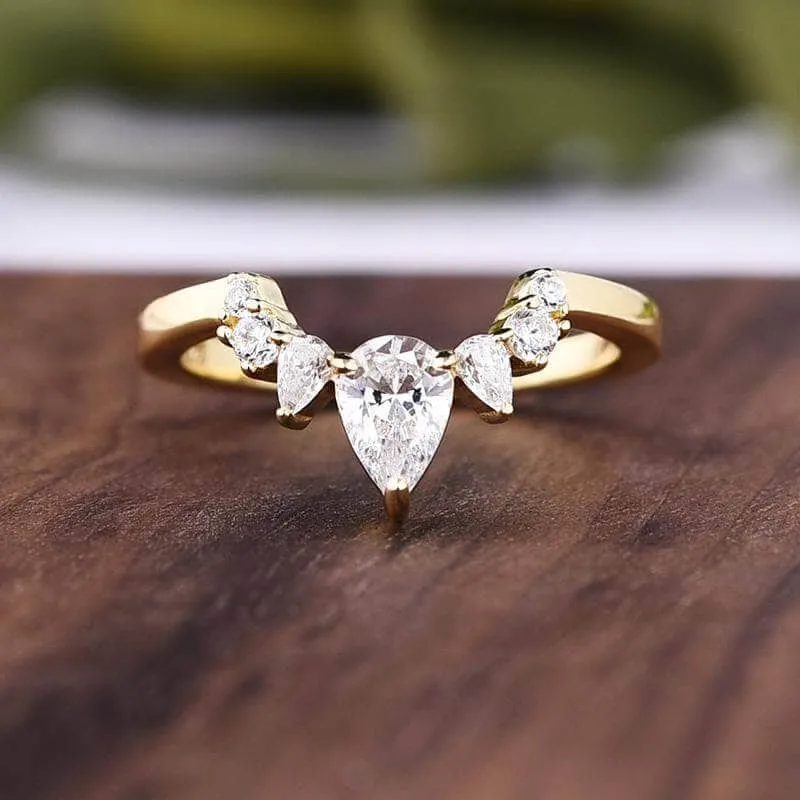 Yellow Gold Flower Halo Design Round Cut Wedding Set